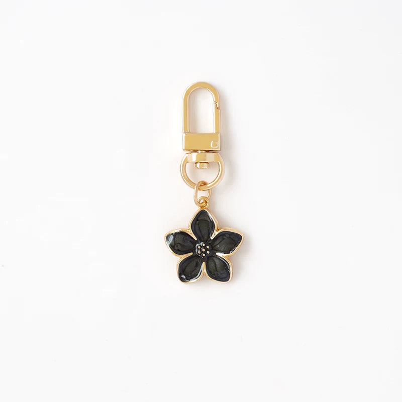 Cute And Elegant White Pear Flower Airpods Key Chain U Disk Anti-Lost Accessory Bag Zipper Buckle Flower Pendant